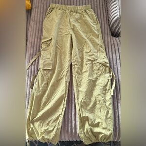 Tinseltown Olive Cargo Pants